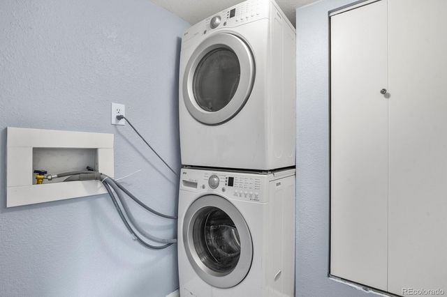 6475 S Dayton Street 307, Englewood, CO 80111