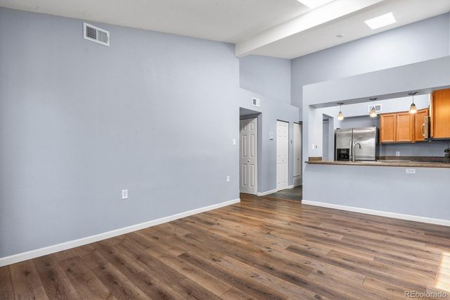 6475 S Dayton Street 307, Englewood, CO 80111