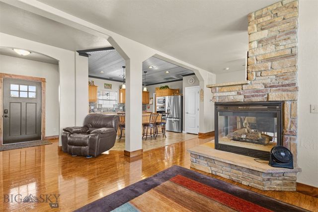 395 Parker Drive, Belgrade, MT 59714