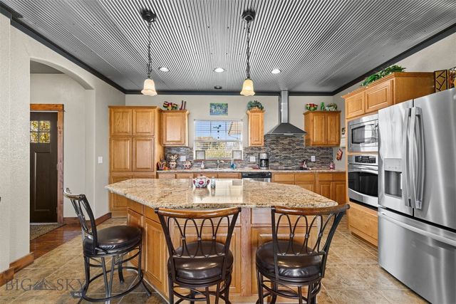 395 Parker Drive, Belgrade, MT 59714