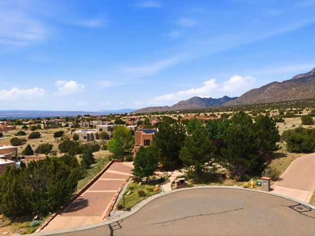 13705 Ricegrass Place NE, Albuquerque, NM 87111
