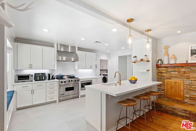3644 Goodland Avenue, Los Angeles, CA 91604