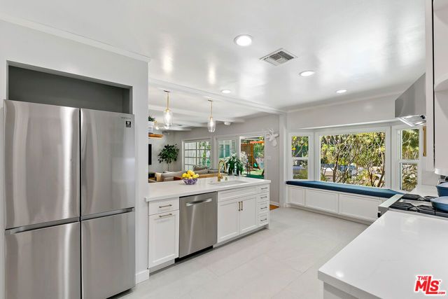 3644 Goodland Avenue, Los Angeles, CA 91604