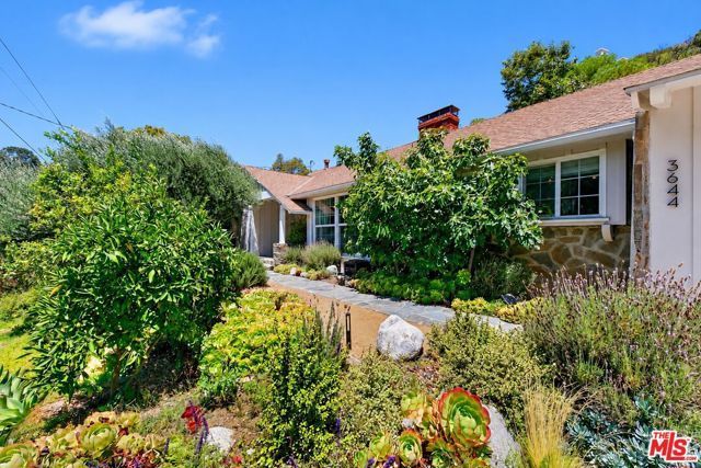 3644 Goodland Avenue, Los Angeles, CA 91604