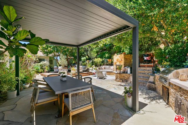 3644 Goodland Avenue, Los Angeles, CA 91604