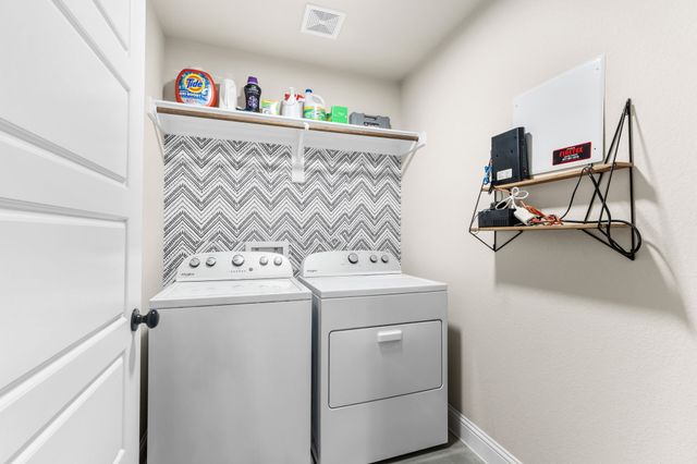 216 Rees Avenue, Godley, TX 76044