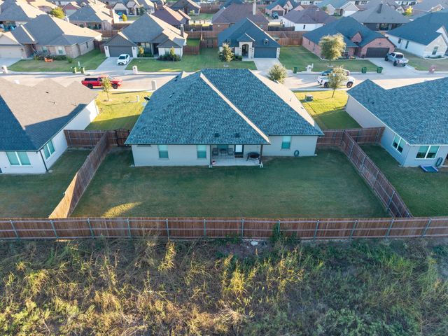 216 Rees Avenue, Godley, TX 76044
