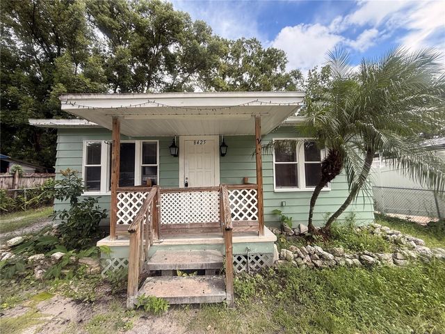 8425 N JONES AVENUE, Tampa, FL 33604