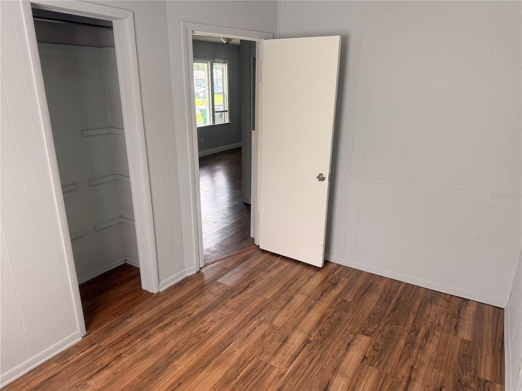 Image 24 of property listing at 8425 N JONES AVENUE, Tampa, FL 33604
