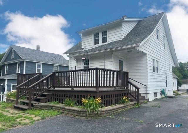39 Geer Avenue, Norwich, CT 06360