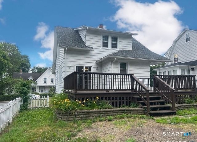 39 Geer Avenue, Norwich, CT 06360