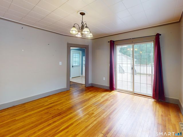 39 Geer Avenue, Norwich, CT 06360
