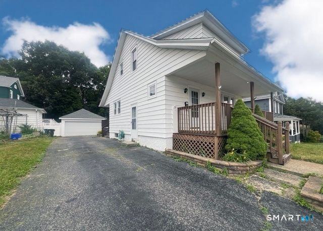 39 Geer Avenue, Norwich, CT 06360