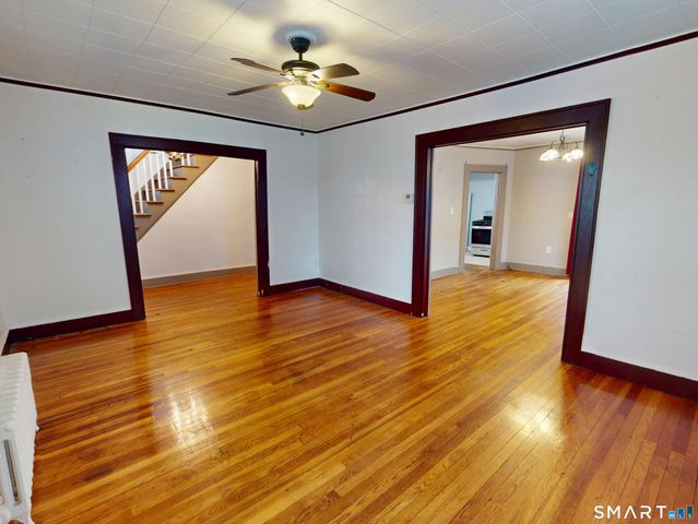 39 Geer Avenue, Norwich, CT 06360