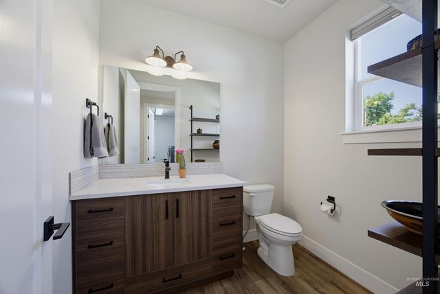 10386 W Shields Ave, Boise, ID 83714