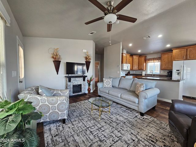 650 N Hawes Road 3809, Mesa, AZ 85207