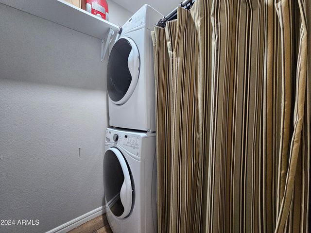 650 N Hawes Road 3809, Mesa, AZ 85207