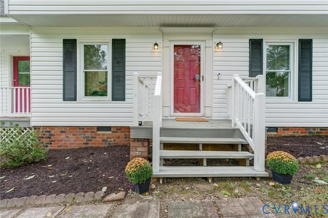 14 Redbridge Ter, Chesterfield, VA 23236