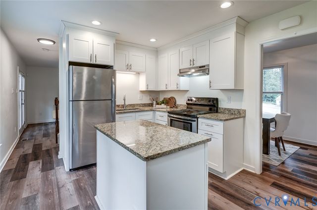 14 Redbridge Ter, Chesterfield, VA 23236
