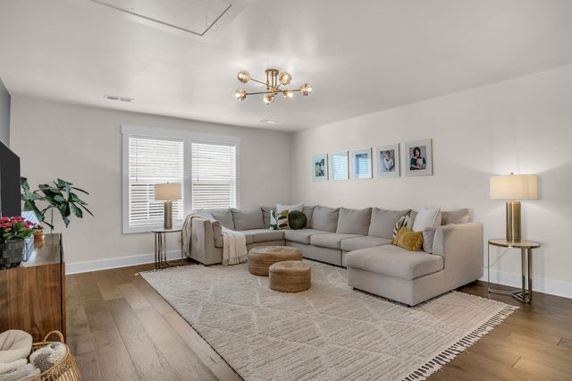 229 Delbourne Lane, Greer, SC 29651