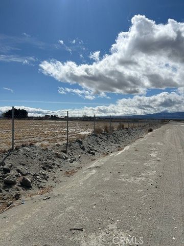 725 El Mirage Road, El Mirage, CA 92301