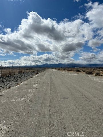 725 El Mirage Road, El Mirage, CA 92301