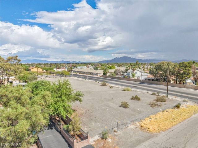 E Quail, Las Vegas, NV 89120