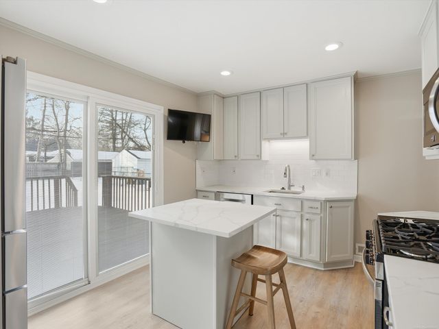 3219 N Blair Avenue, Royal Oak, MI 48073