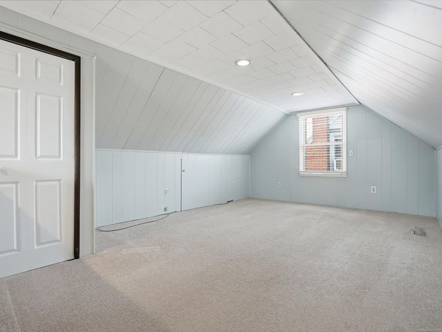 3219 N Blair Avenue, Royal Oak, MI 48073