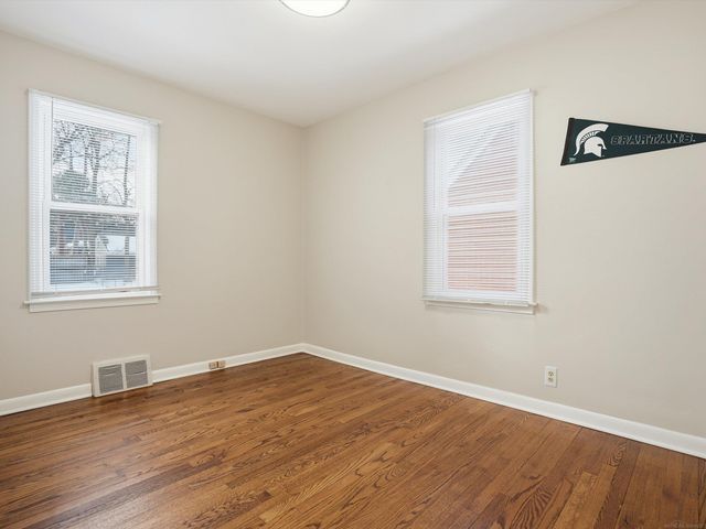 3219 N Blair Avenue, Royal Oak, MI 48073