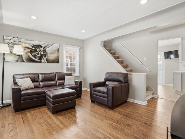 3219 N Blair Avenue, Royal Oak, MI 48073