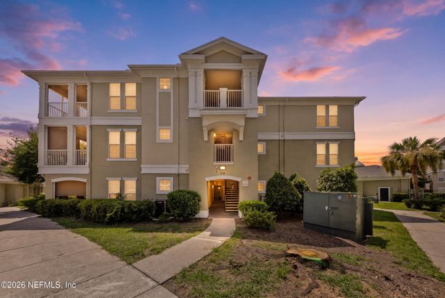 8290 GATE Parkway W 1014, Jacksonville, FL 32216