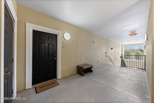 8290 GATE Parkway W 1014, Jacksonville, FL 32216