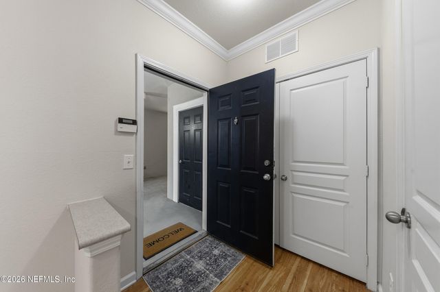 8290 GATE Parkway W 1014, Jacksonville, FL 32216