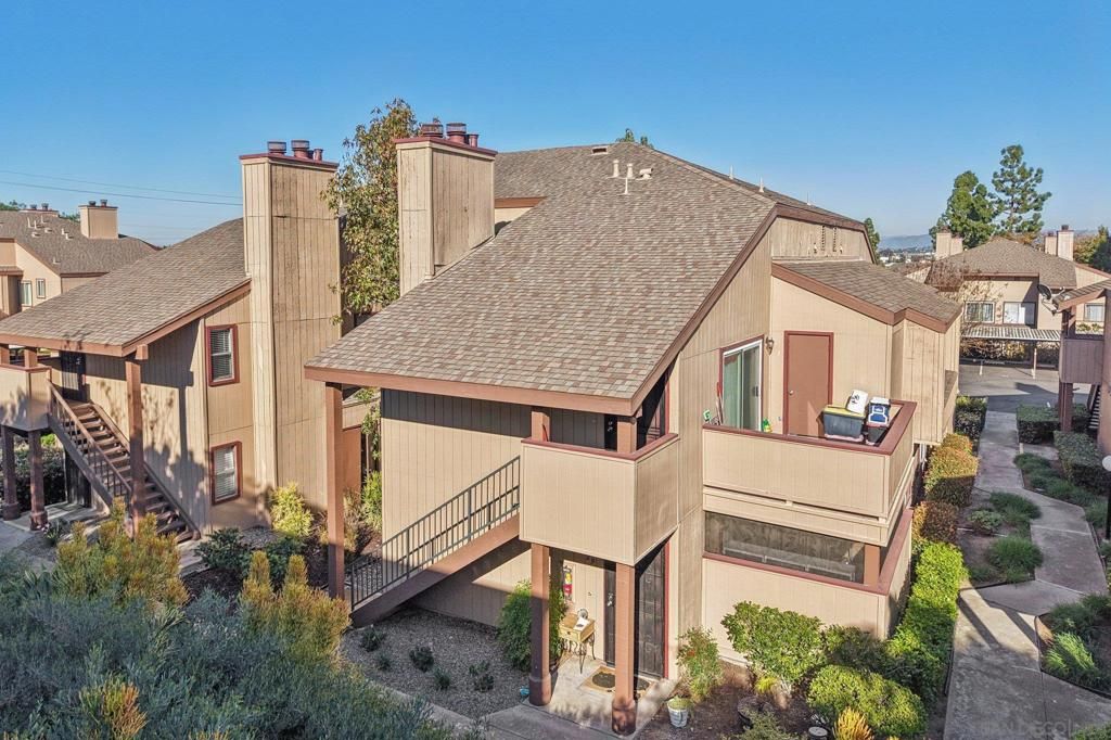 Image 1 of property listing at 6540 College Grove 30, San Diego, CA 92115