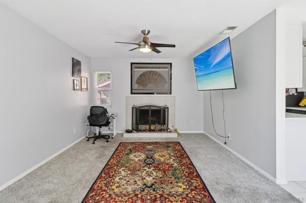 Image 10 of property listing at 6540 College Grove 30, San Diego, CA 92115