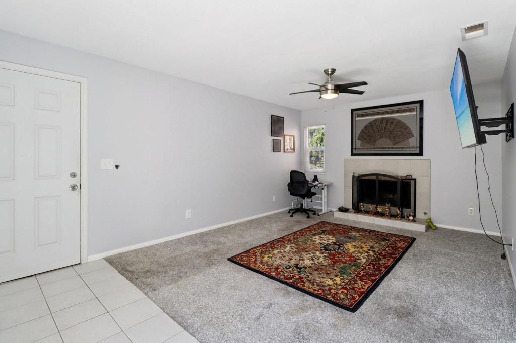 Image 11 of property listing at 6540 College Grove 30, San Diego, CA 92115