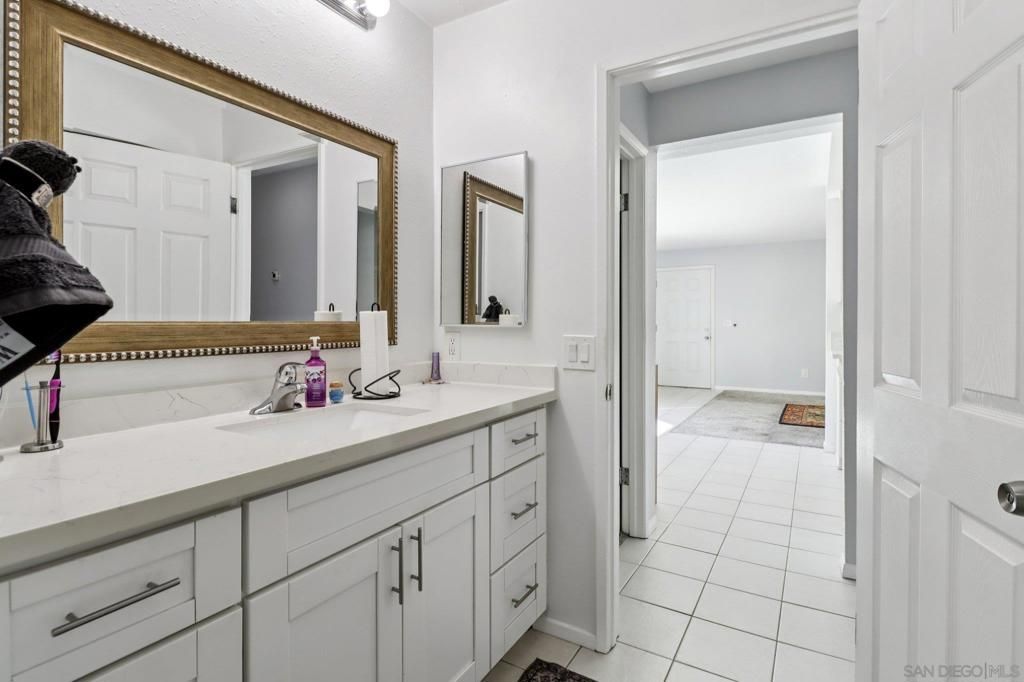 Image 18 of property listing at 6540 College Grove 30, San Diego, CA 92115