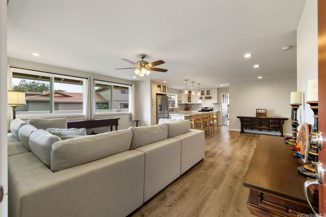 98-161 Aiea Kai Way, Aiea, HI 96701