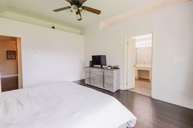 17630 Sagemont Square Court, Richmond, TX 77407