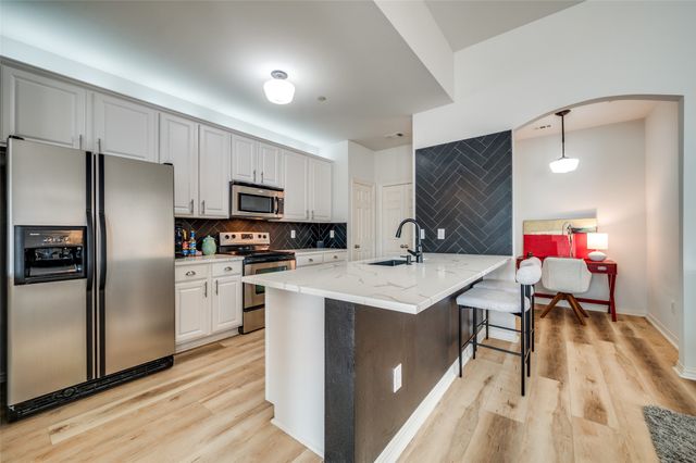 575 S Virginia Hills Drive 2906, Mckinney, TX 75072