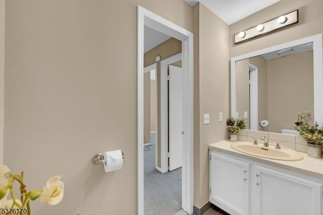 177 Cynthia Dr, Mansfield Twp., NJ 07840