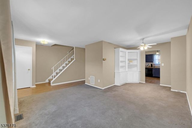 177 Cynthia Dr, Mansfield Twp., NJ 07840