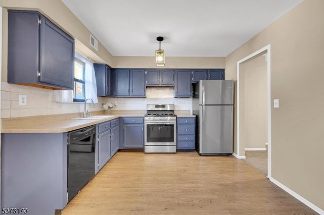 177 Cynthia Dr, Mansfield Twp., NJ 07840