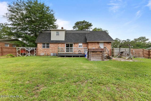 111 Marion Court, Jacksonville, NC 28546
