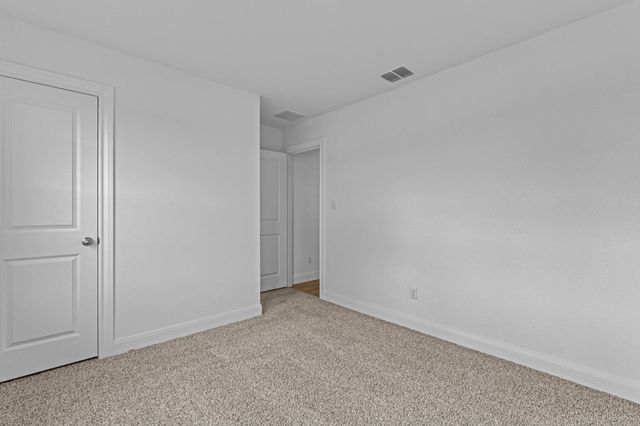 156 Great Northern DR, Cedar Creek, TX 78612