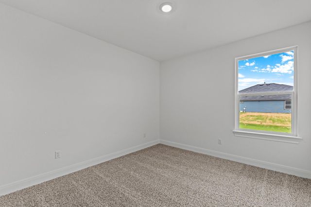 156 Great Northern DR, Cedar Creek, TX 78612