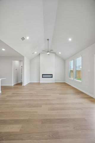 10628 Blakely Creek Road, Fort Worth, TX 76126