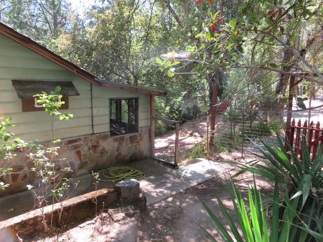 2563 Woodhouse Mine Rd, West Point, CA 95255