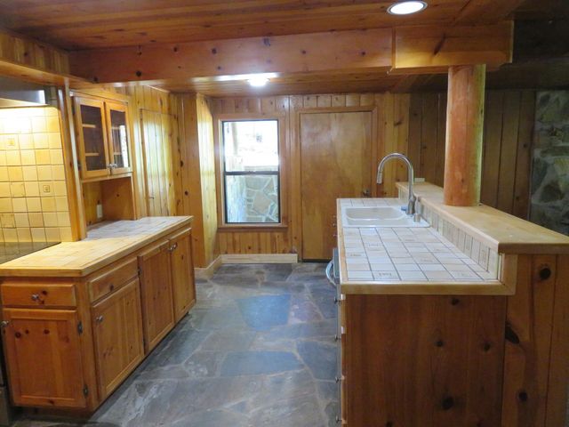 2563 Woodhouse Mine Rd, West Point, CA 95255